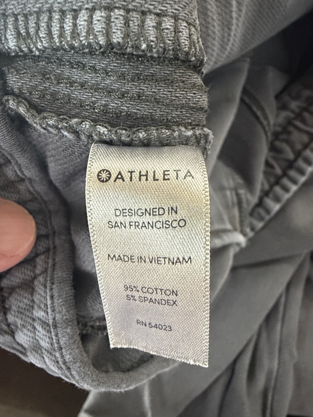 Athleta, size 8 - Picture 5 of 5